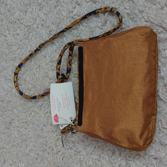 Alfani Mini Bag. - Picture 6 of 7